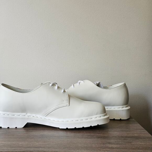 Dr Martens  Men's 1461 for Pride 3 Eye Shoes Size 11 White Smooth NWT - Picture 3 of 8